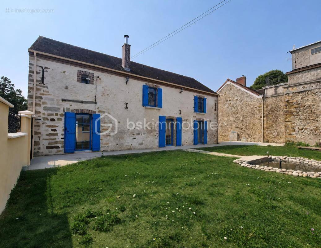 Maison à MAISON-ROUGE