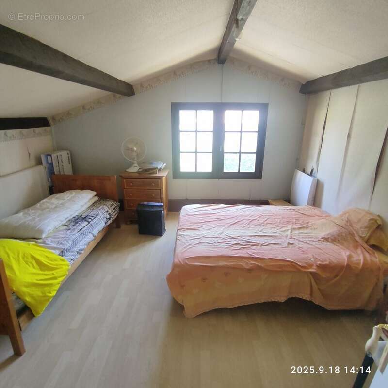 Maison à BEYCHAC-ET-CAILLAU