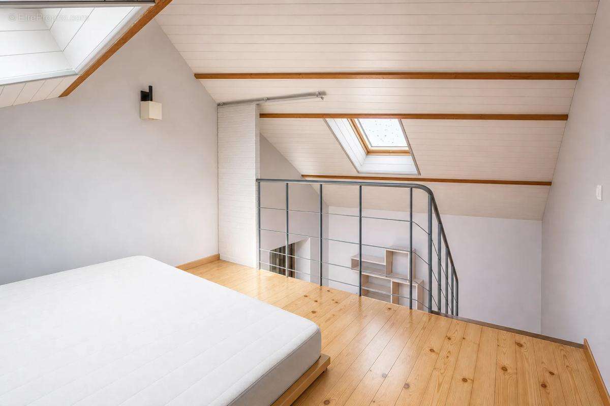Maison de caractère 6 pièces louée - Fublaines - photo 11