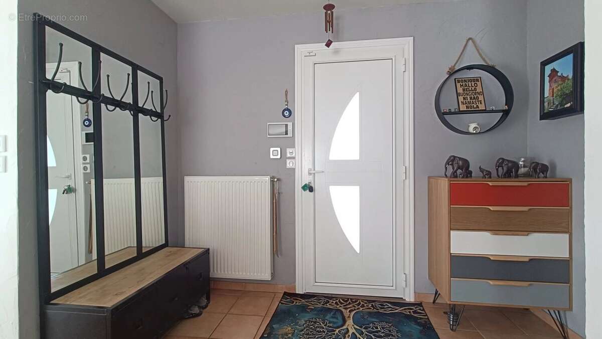 Maison à NEUVILLE-DE-POITOU