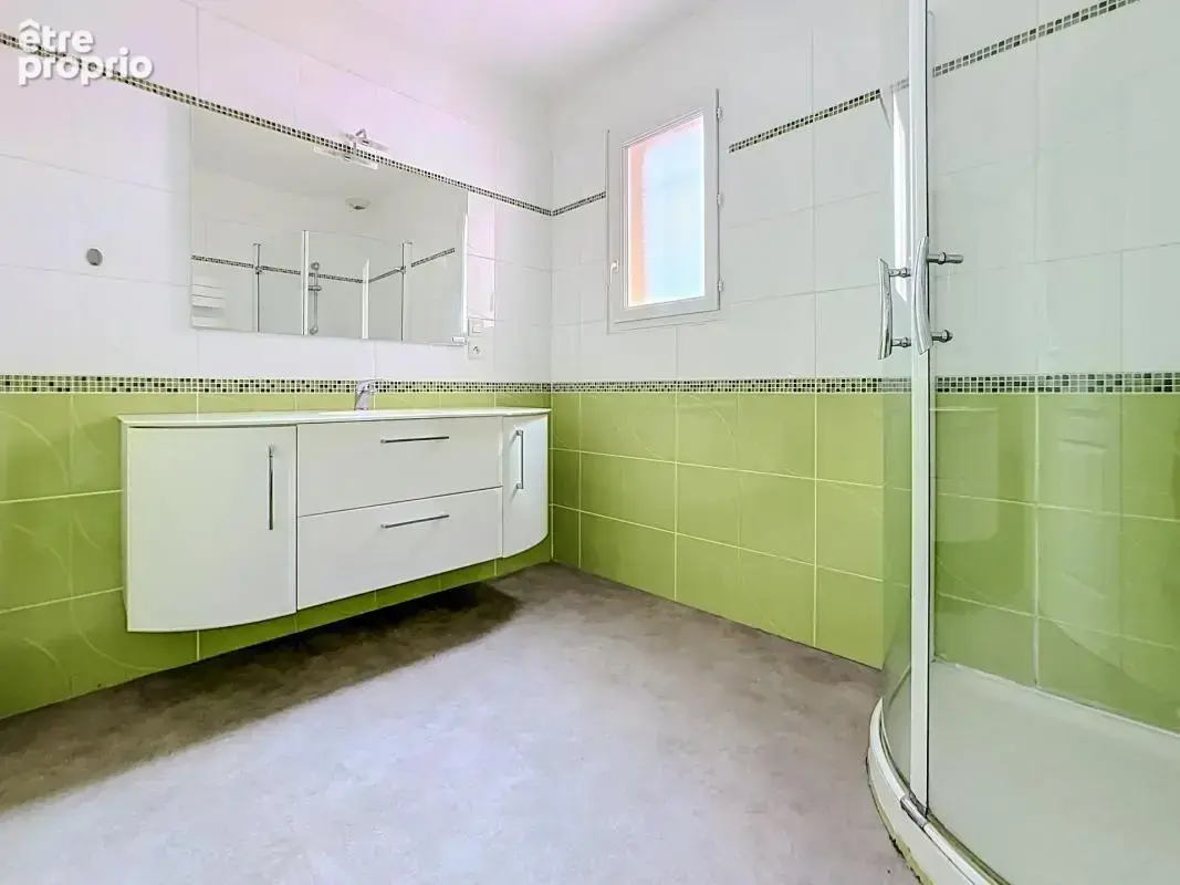 Maison de 5 pièces de 103 m² à Saint-Étienne-de-Tulmont - photo 10