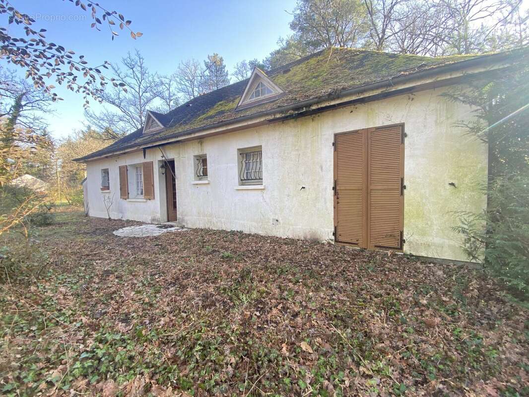 Maison à MARCILLY-EN-VILLETTE