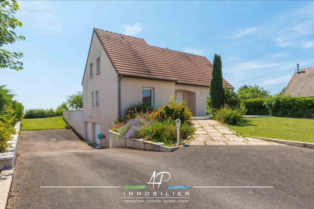 Maison à MARSANNAY-LE-BOIS