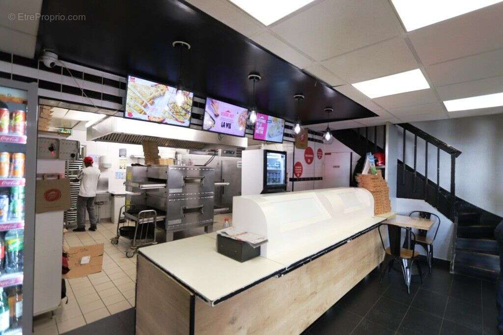 Autre à LES PAVILLONS-SOUS-BOIS