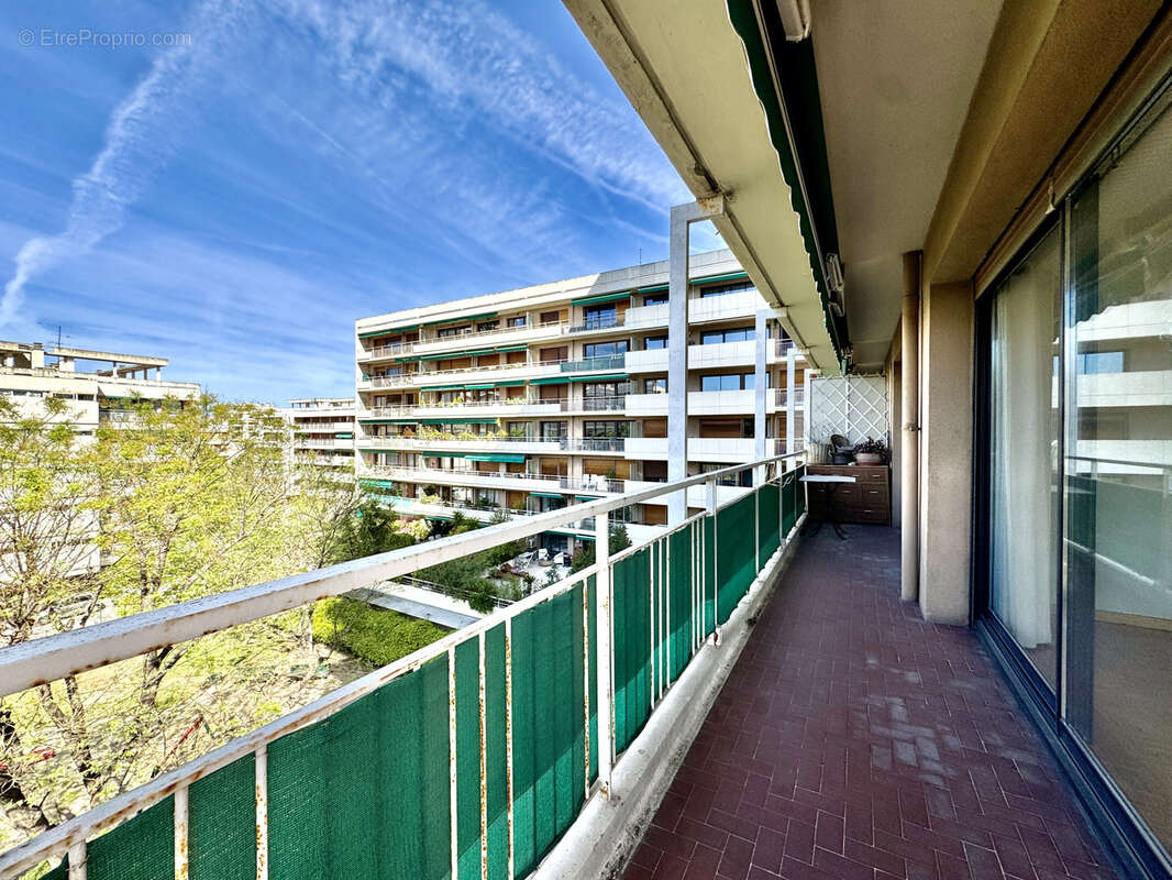 Appartement à MARSEILLE-9E