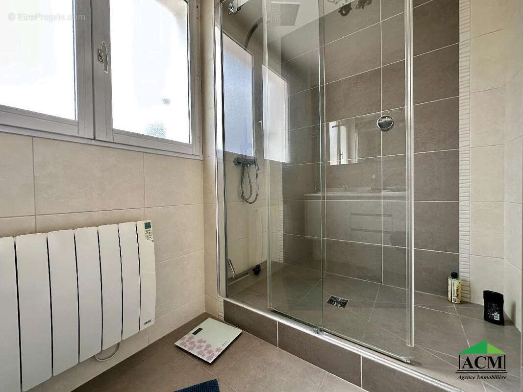 Maison à MERY-SUR-OISE