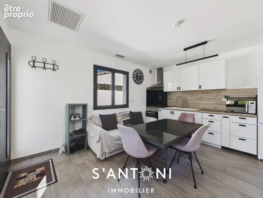 Saint-Thibéry  Villa T4 de plain-pied avec piscine et dépendance - photo 11