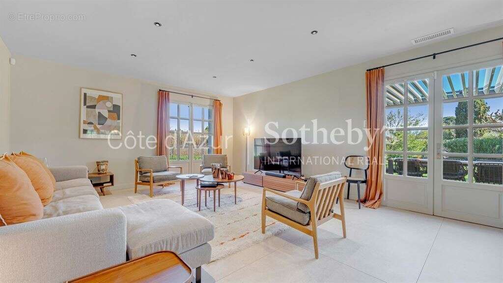 Maison à RAMATUELLE