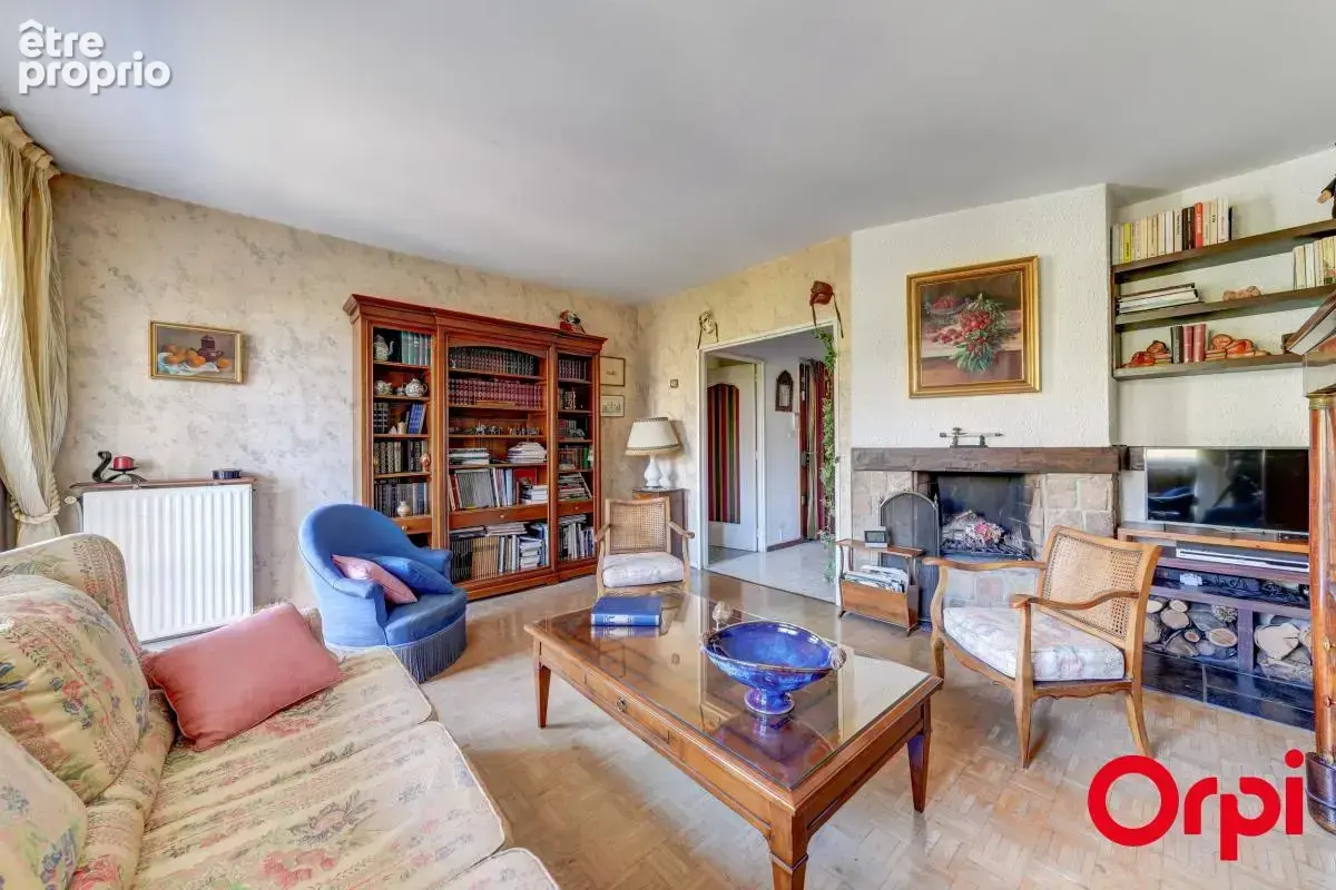Appartement À Vendre - photo 3