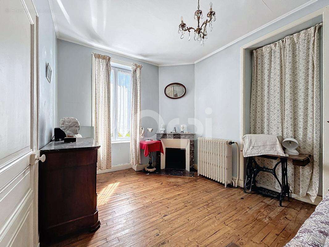 Maison à BRIVE-LA-GAILLARDE