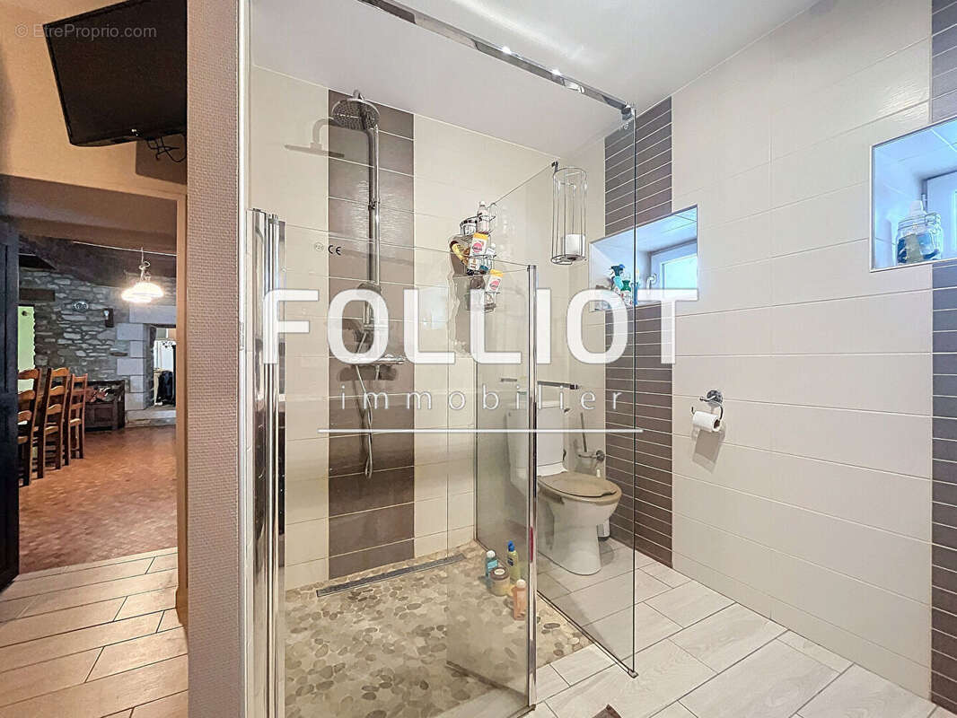 Maison à BRICQUEVILLE-SUR-MER