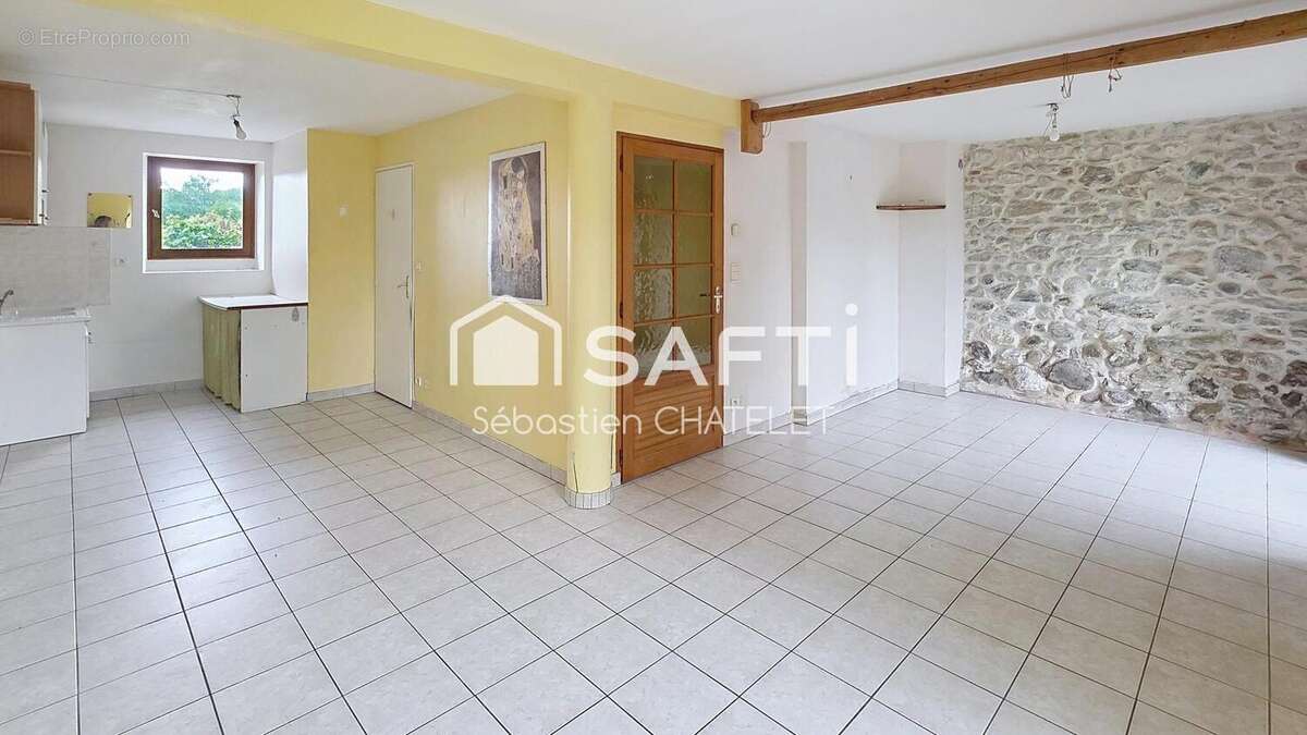 Appartement 85 m² à Saint-Ours  - photo 4