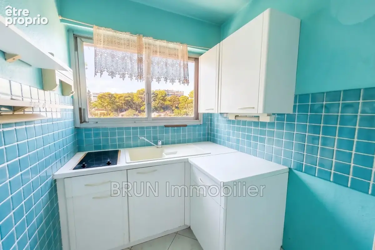 Appartement 2 pièces 37 m² à vendre à Antibes (06600) - photo 2