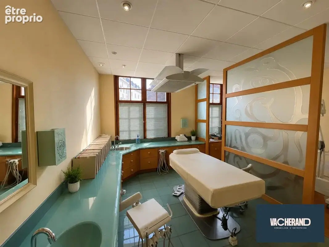 Commerce 220 m² à vendre à Lille (59000) - photo 5