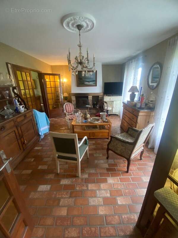 Maison à LICQUES
