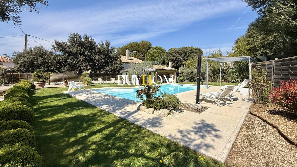 Maison à BEDARRIDES