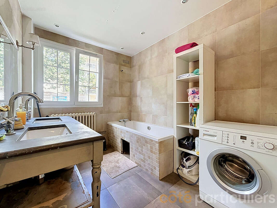 Maison Saint Maur  6 pièce(s) 170 m2 4 ch - photo 16