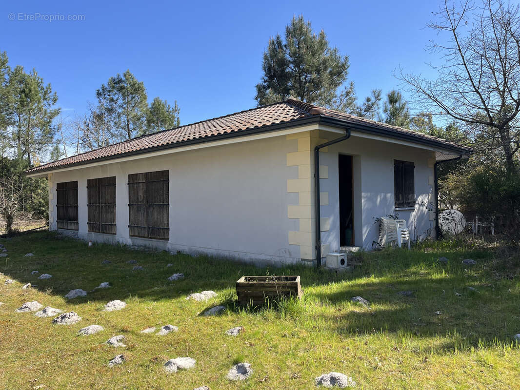 Maison à LUGOS