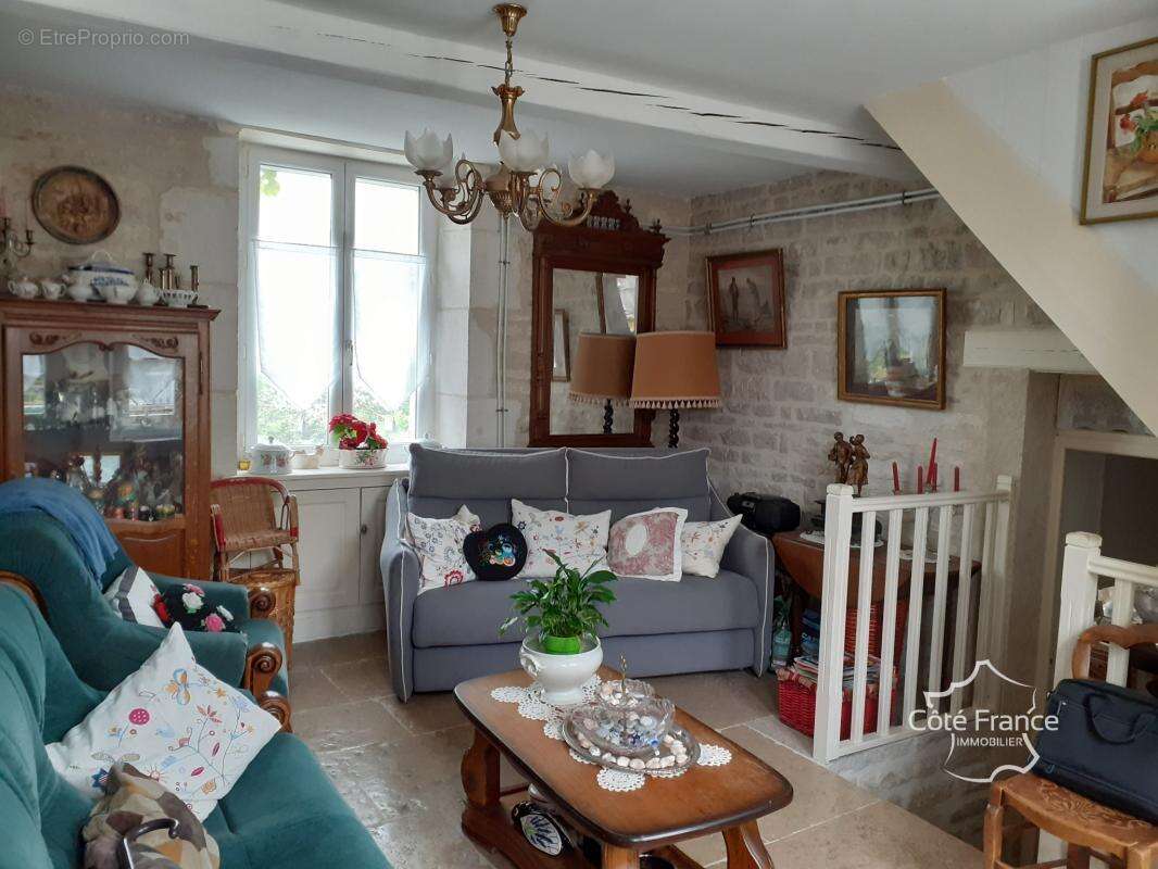 Maison à AUBEPIERRE-SUR-AUBE