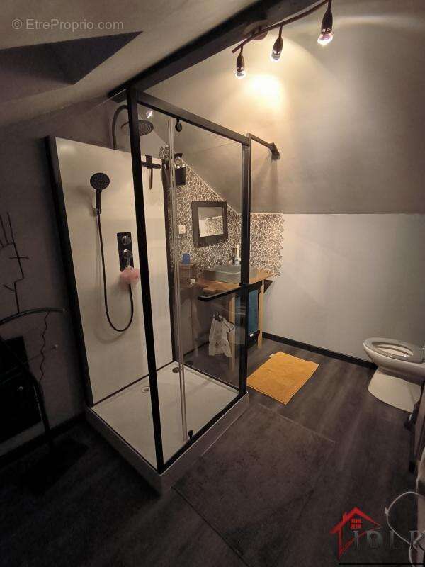 Maison à SAINT-JULIEN