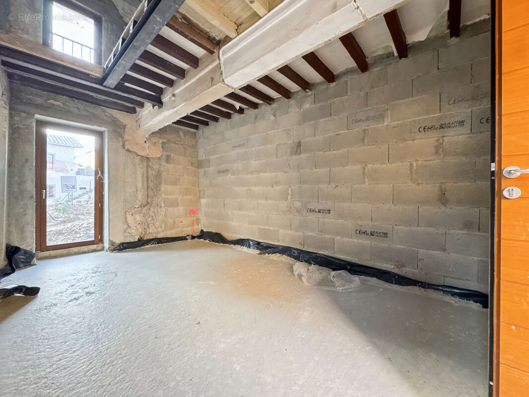 Appartement à TREVOUX