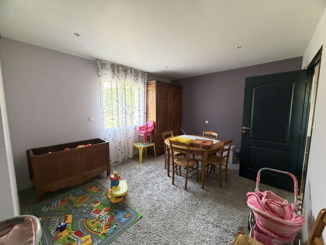 Maison à BOUILLE-MENARD