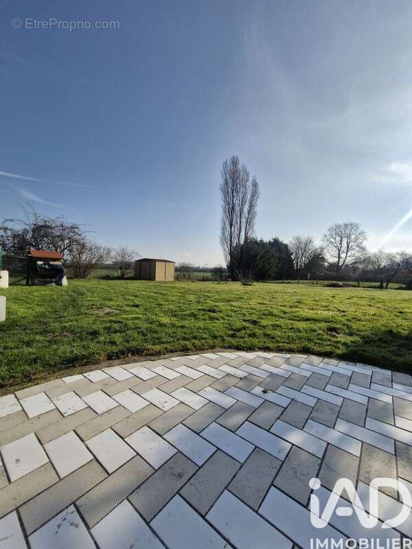 Photo 2 - Maison à CHATENOY-LE-ROYAL