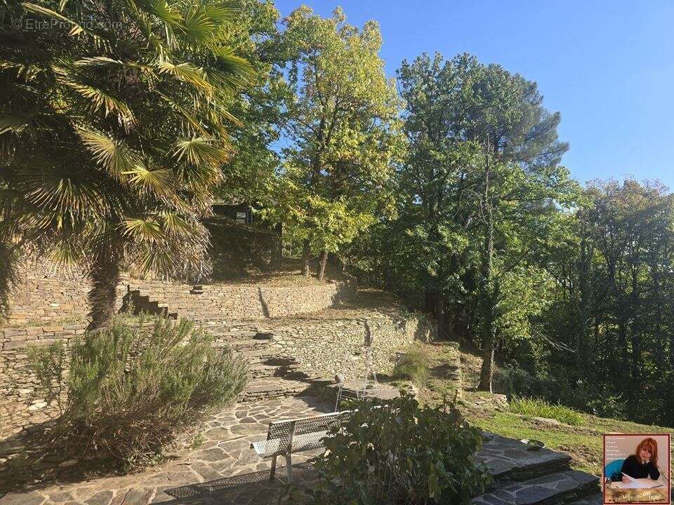 Maison à SAINT-GERMAIN-DE-CALBERTE