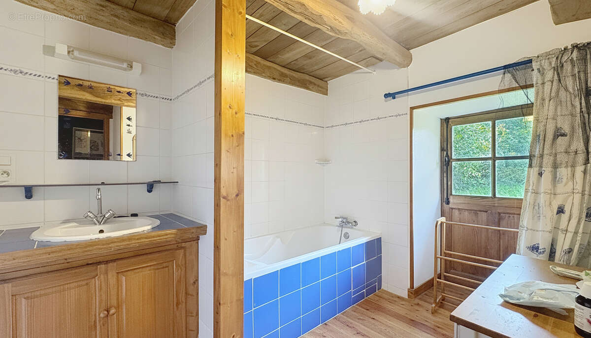 Maison à ANTRAIN