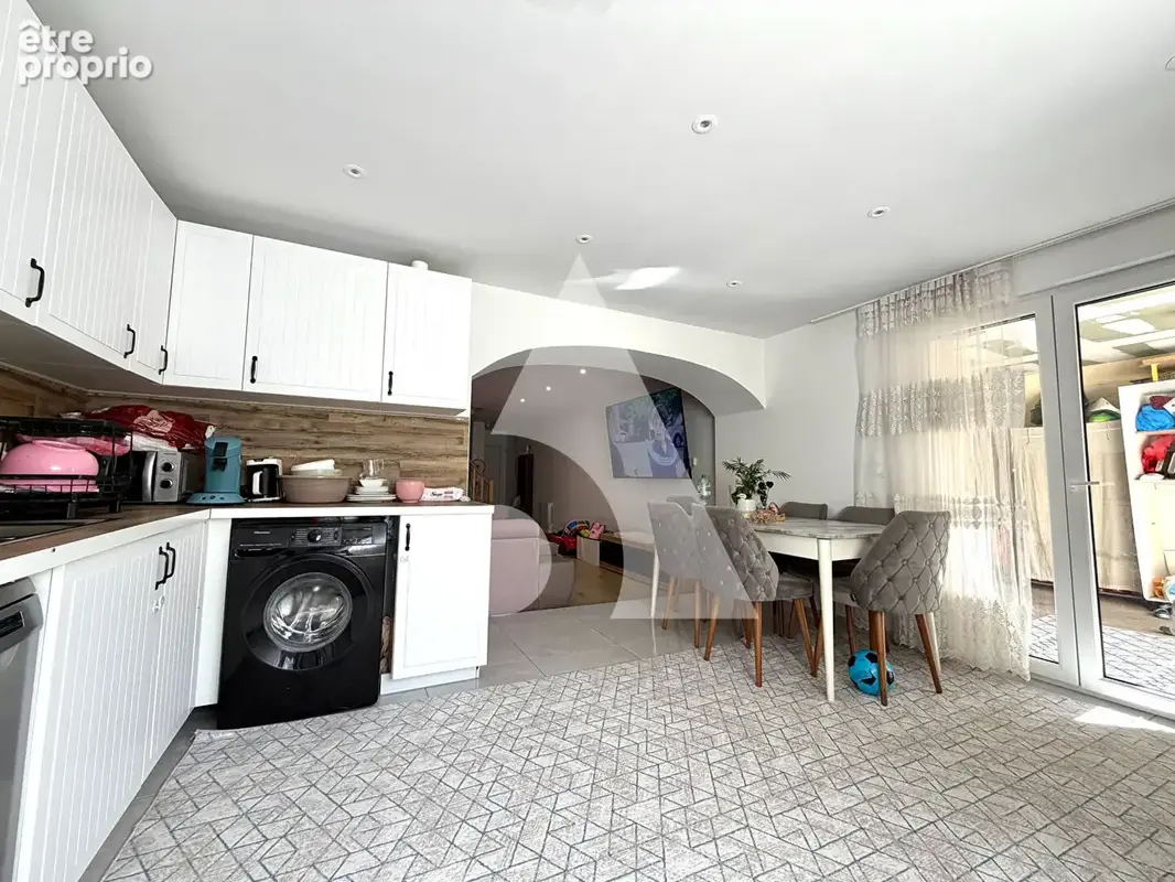 Bel immeuble de rapport de 150 m² composé de 3 appartements - photo 4