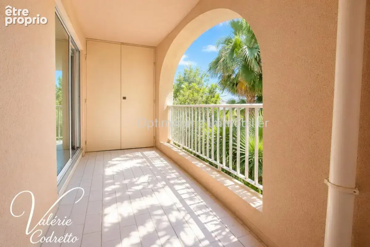 À vendre – Appartement T3 98 m² avec terrasse et 2 garages – Port d’Hyères 83400 - photo 13