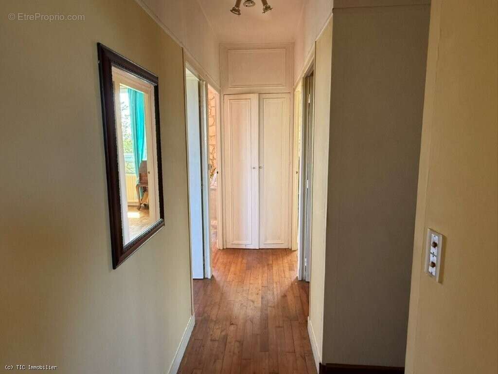 Havre De Paix : 4 Chambres, Grange, Grange, Piscine Et Vue Dégagée - photo 15