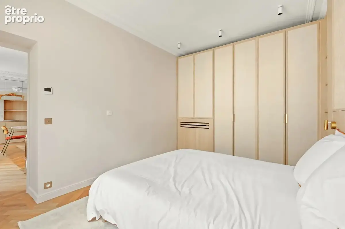 Paris 6e – Rue des Beaux-Arts – Élégant appartement rénové - photo 7