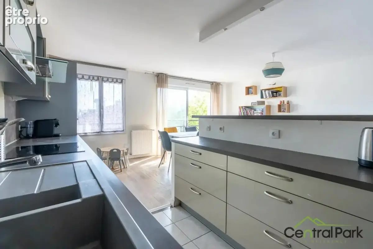 APPARTEMENT 3 pièces 75 m² avec box et cave - photo 2