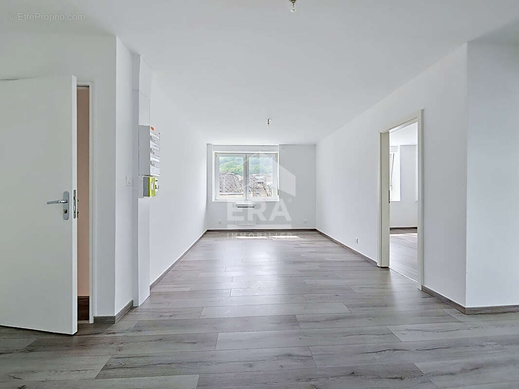 Appartement à LONGLAVILLE