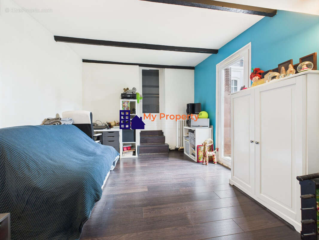 Appartement à HOUILLES