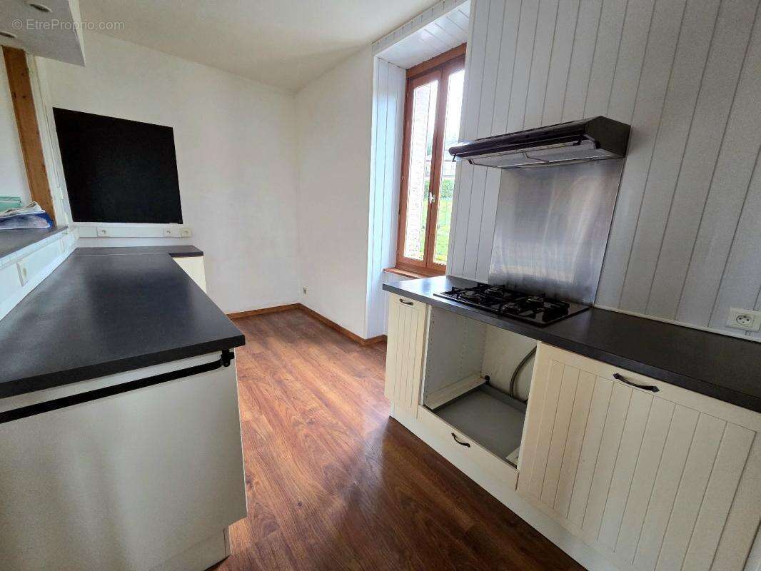Maison à BARAQUEVILLE