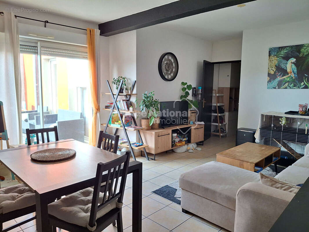 Appartement à LE PONTET