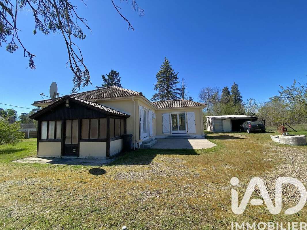 Maison 75 m² à Les Choux  - photo 2