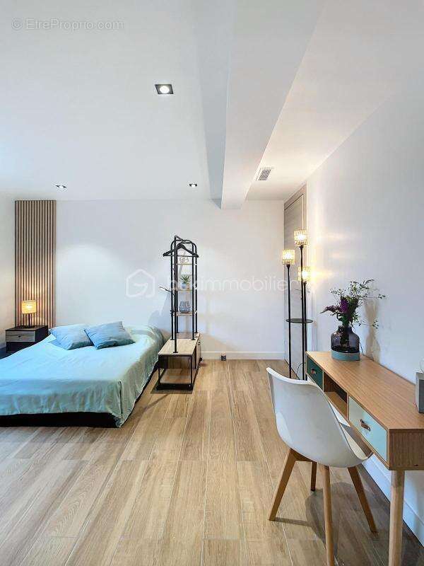 Maison à CARRIERES-SUR-SEINE