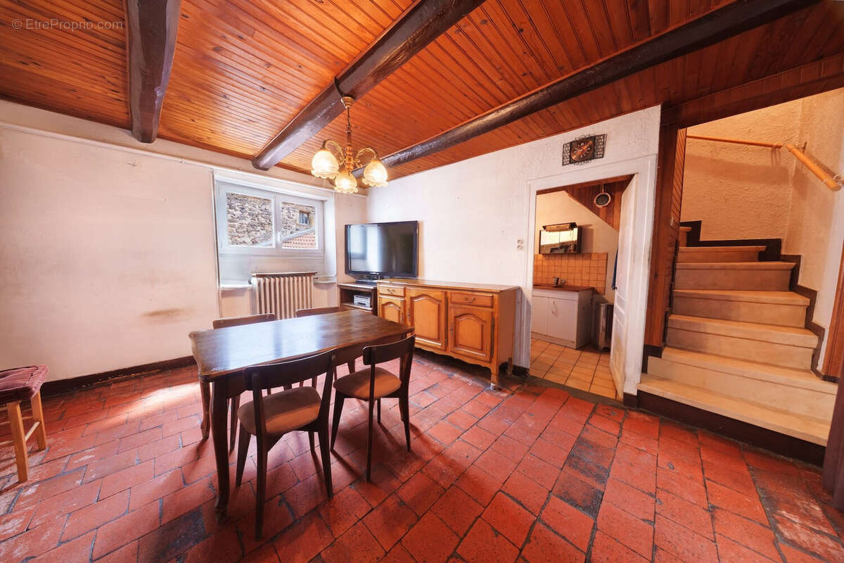 Maison à COUDES