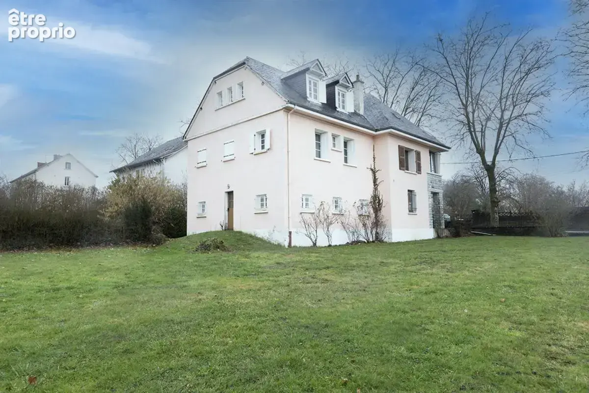 Maison 160 m² à Naucelle  - photo 2