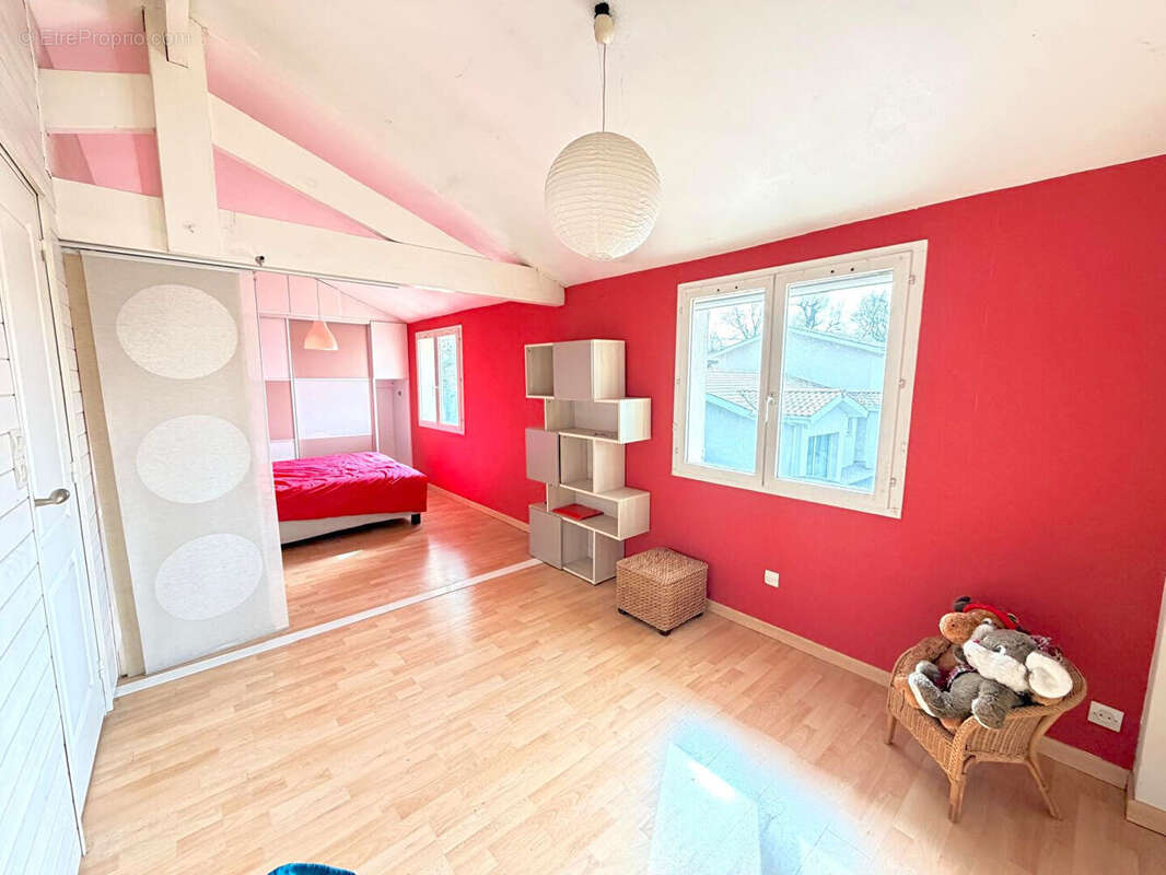 Maison T5 avec piscine et jardin à vendre à Gujan-Mestras - photo 13