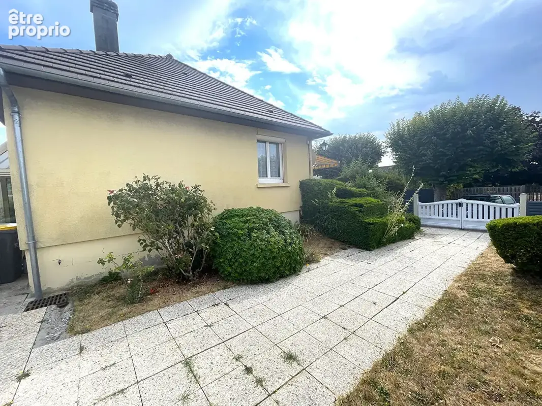 Dejà sous offre acceptée, compromis en cours de préparation à l'agence! Maison Bretteville Sur Odon 5 pièce(s) 80 m2 - photo 13