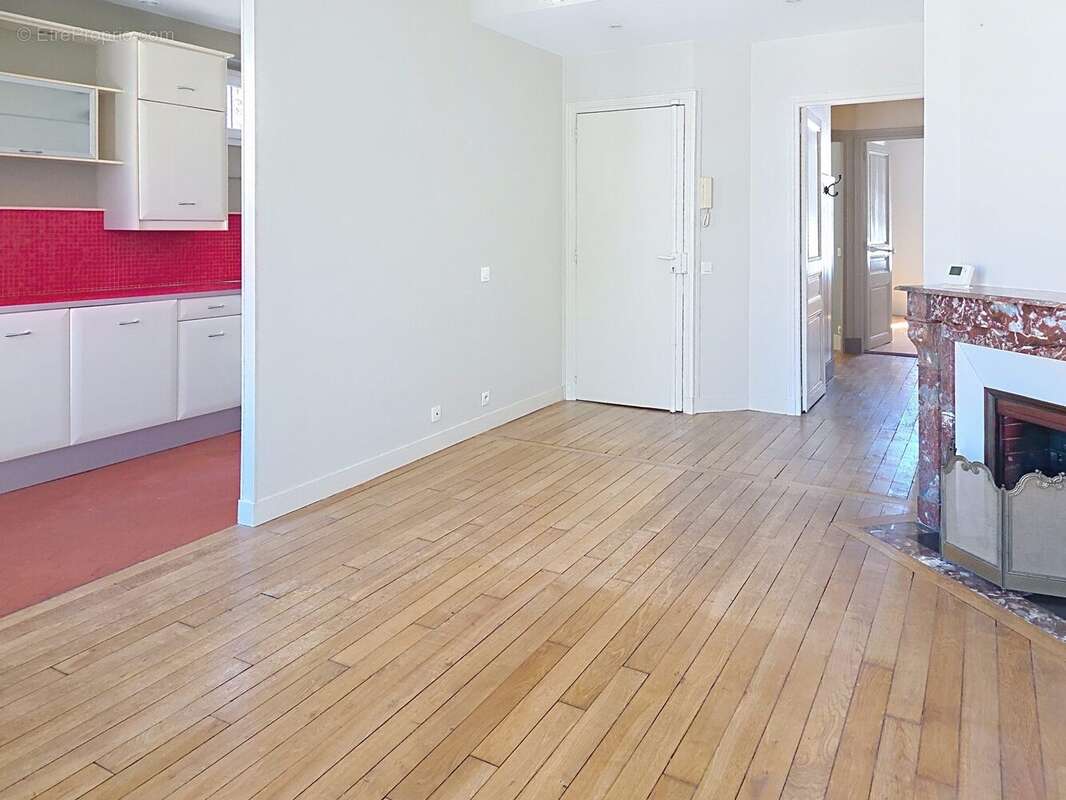 Appartement à GARCHES
