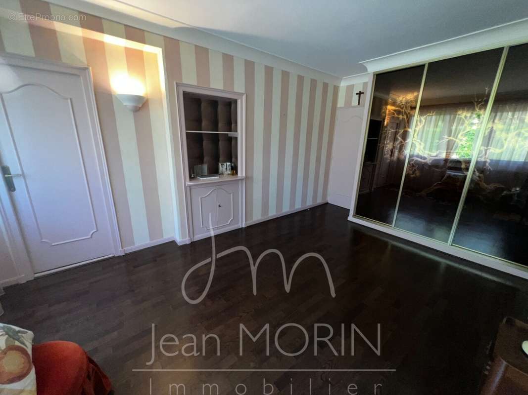 Maison à ROMANS-SUR-ISERE