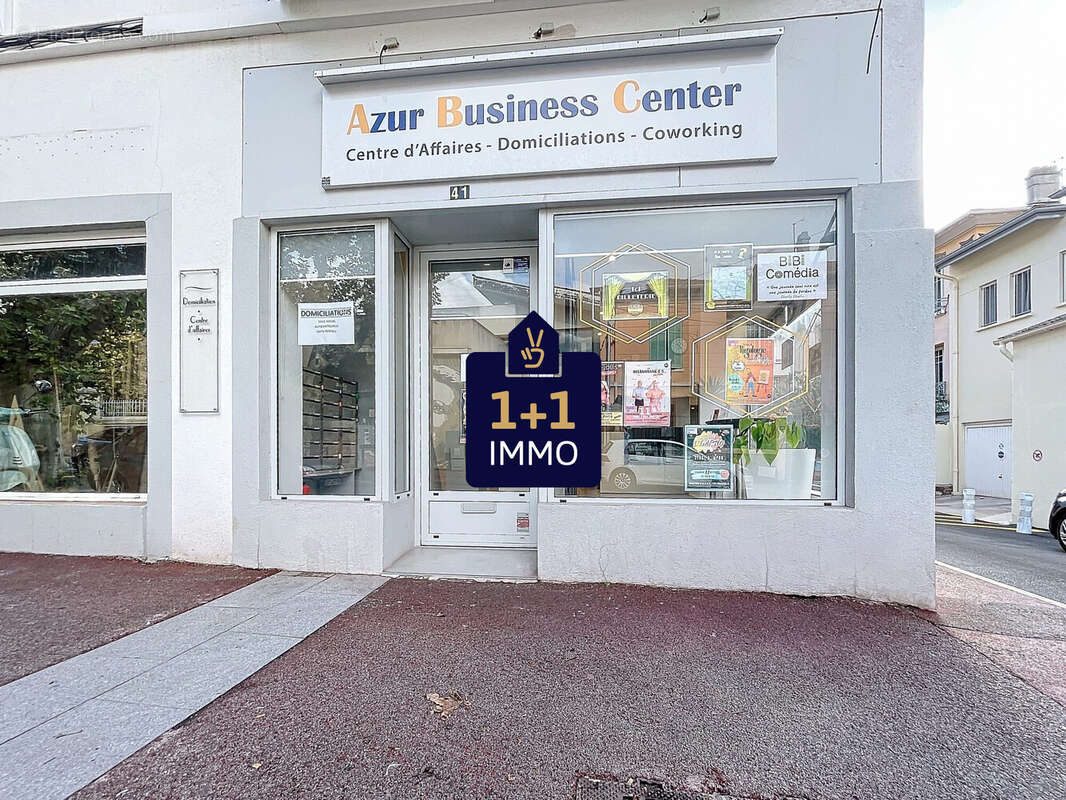 Commerce 108 m² à Saint-Raphael  - photo 6