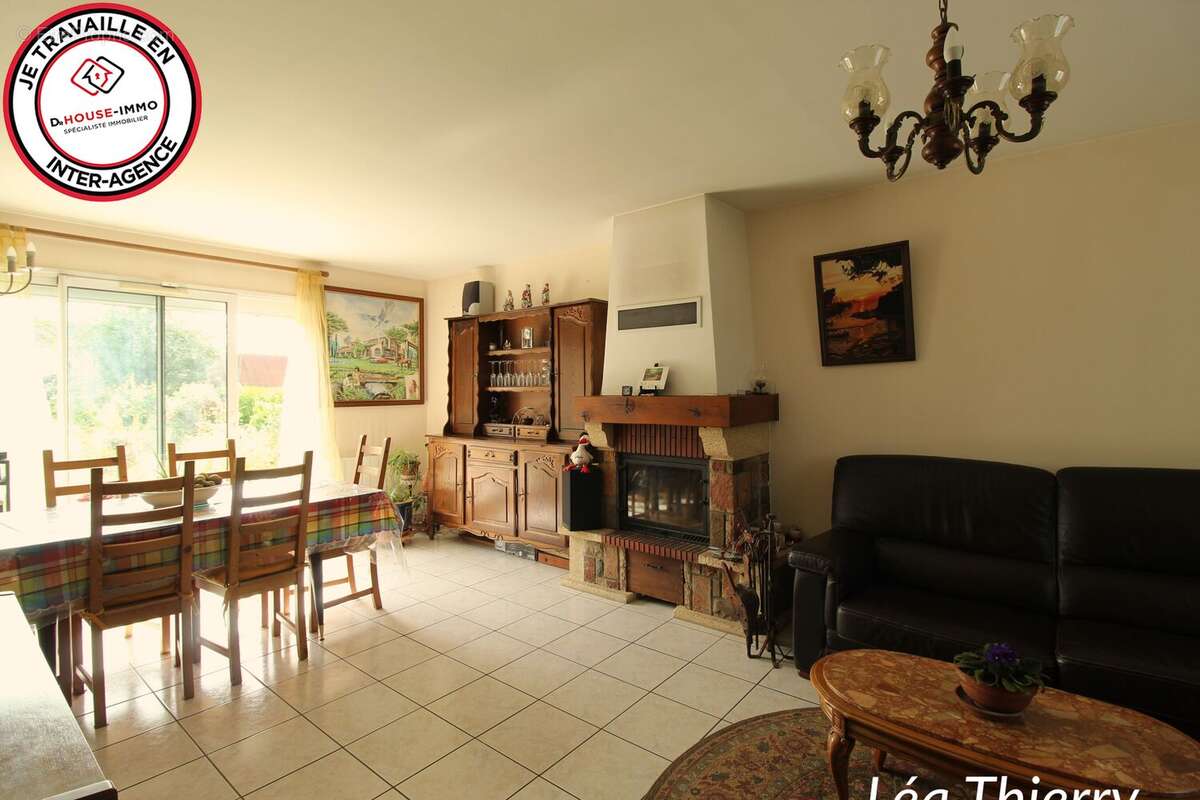 Maison à FLEURY-SUR-ANDELLE