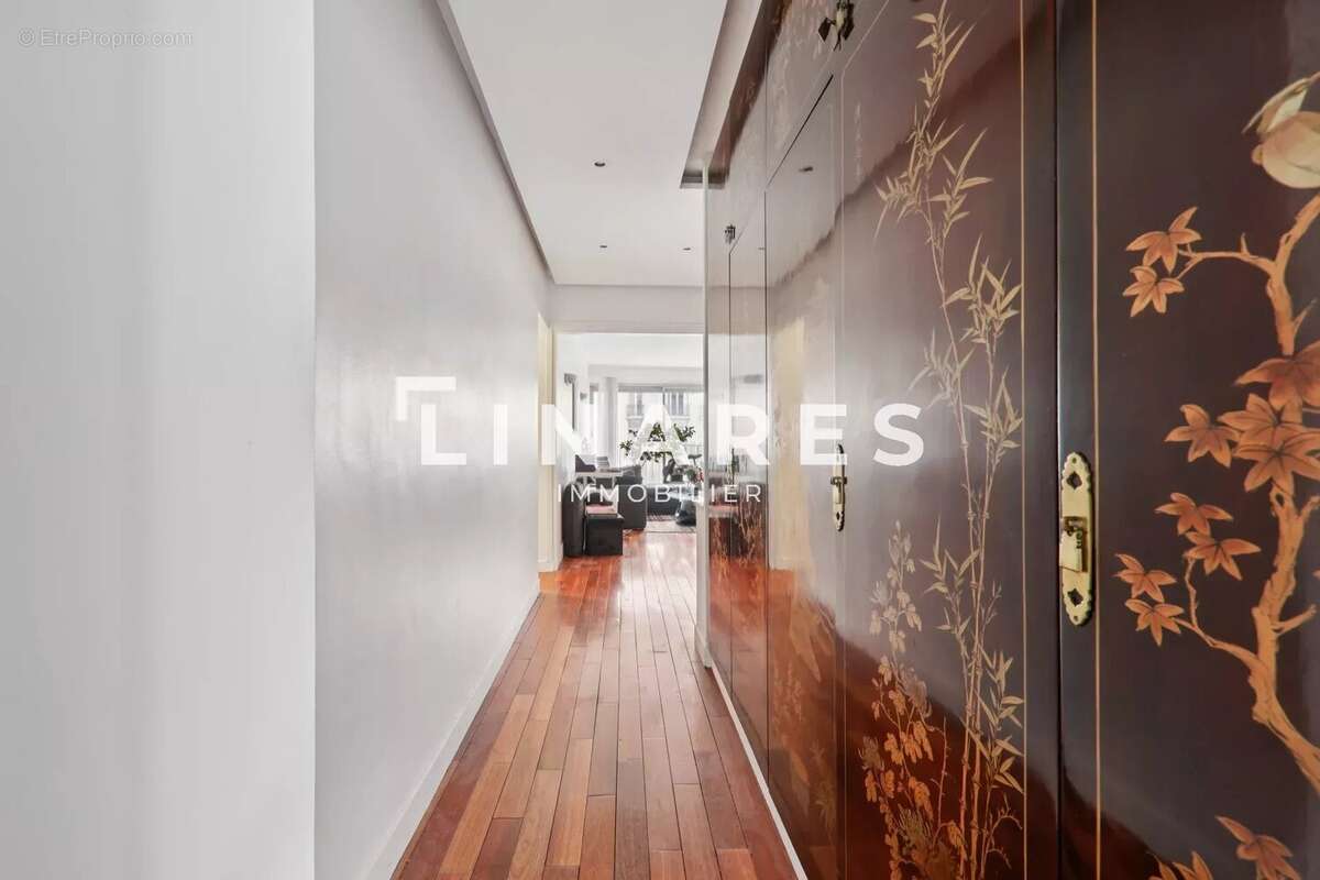 Appartement à PARIS-10E