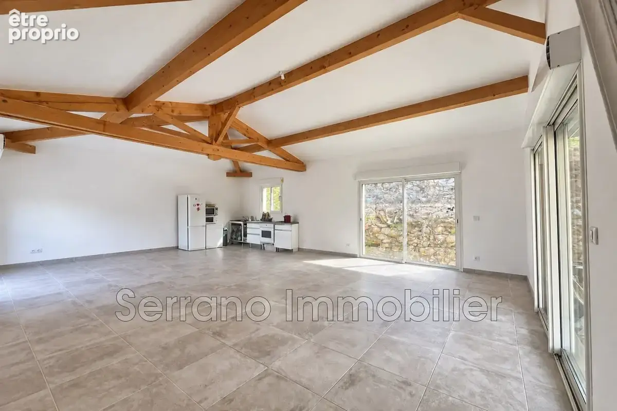 Maison 5 pièces 139 m² à vendre à Beaucaire (30300) - photo 5
